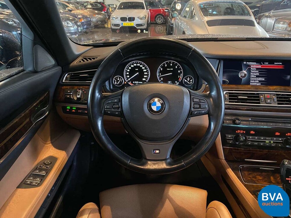 BMW 760i 544 PS V12 Turbo 2014 7er Individual, G-433-BG.