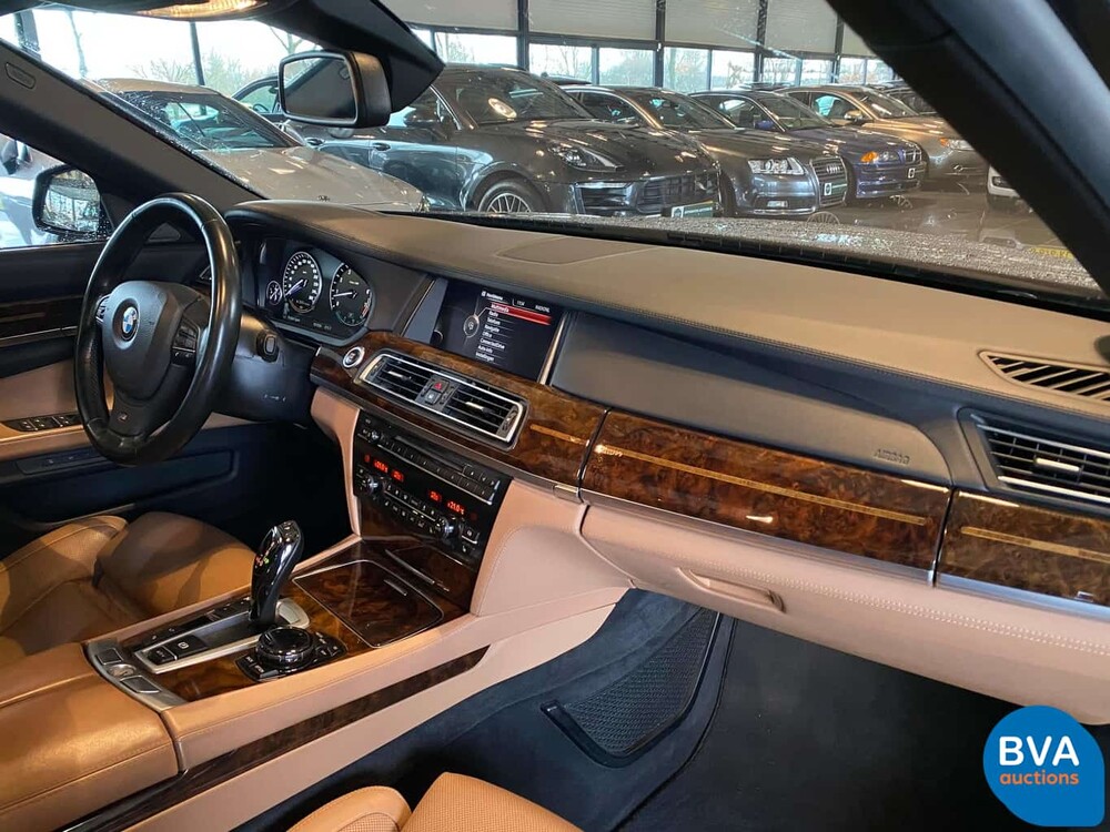 BMW 760i 544 PS V12 Turbo 2014 7er Individual, G-433-BG.