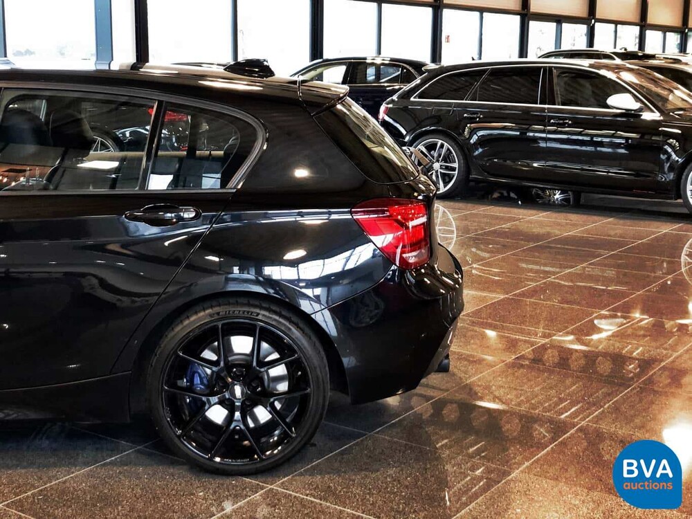BMW M135i M-Sport 5-Türer 320 PS 1er M-Performance.