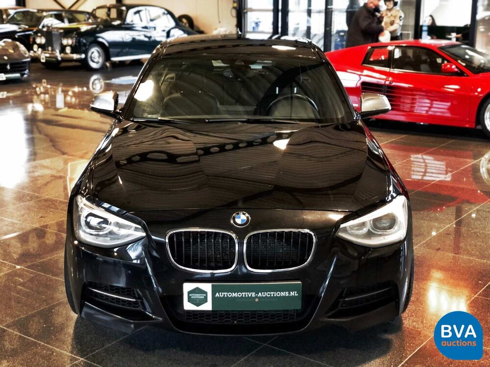 BMW M135i M-Sport 5-Türer 320 PS 1er M-Performance.