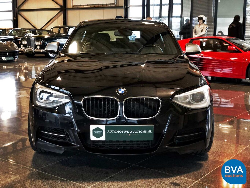 BMW M135i M-Sport 5-Türer 320 PS 1er M-Performance.