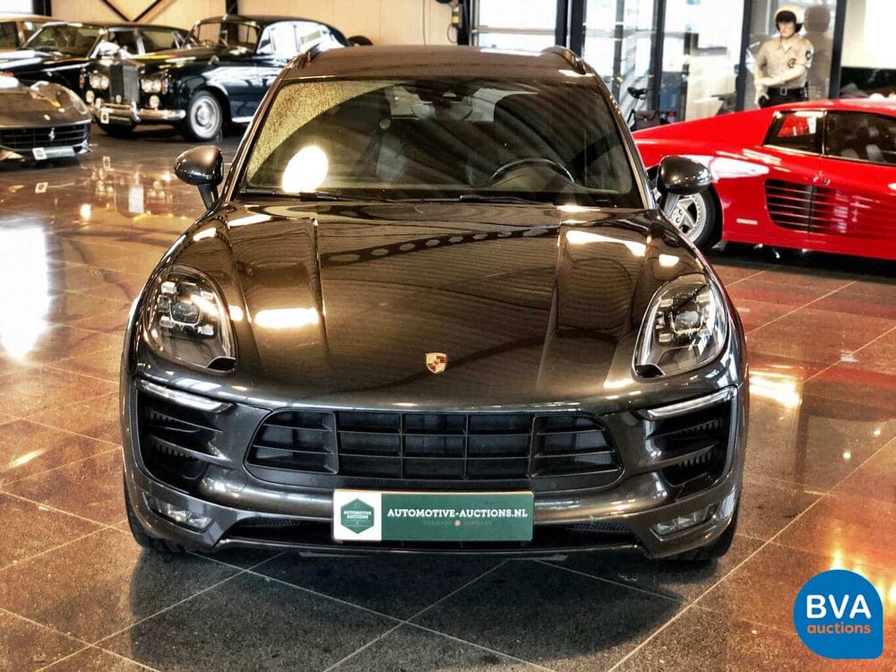 Porsche Macan GTS V6 Bi-Turbo 360 PS 2016 Facelift.