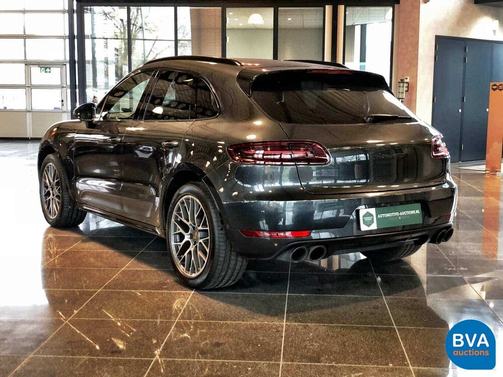 Porsche Macan GTS V6 Bi-Turbo 360 PS 2016 Facelift.