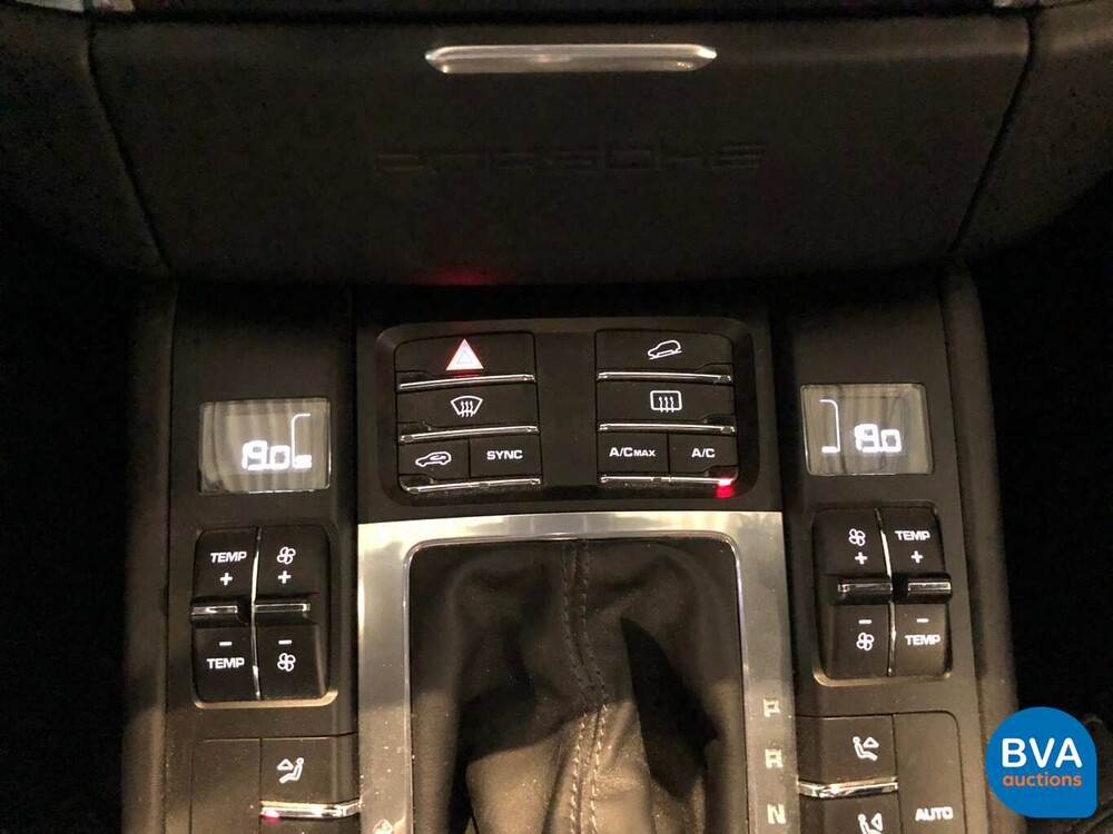 Porsche Macan GTS V6 Bi-Turbo 360 PS 2016 Facelift.