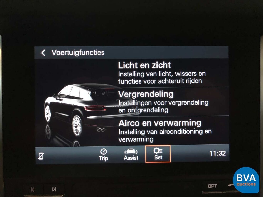 Porsche Macan GTS V6 Bi-Turbo 360 PS 2016 Facelift.