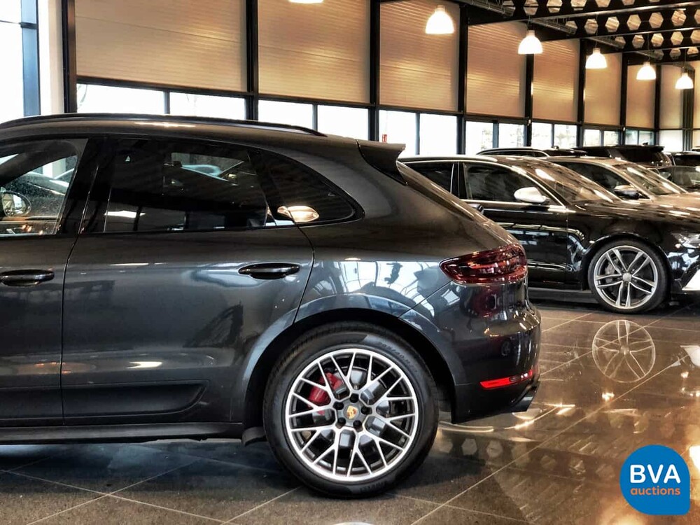 Porsche Macan GTS V6 Bi-Turbo 360 PS 2016 Facelift.