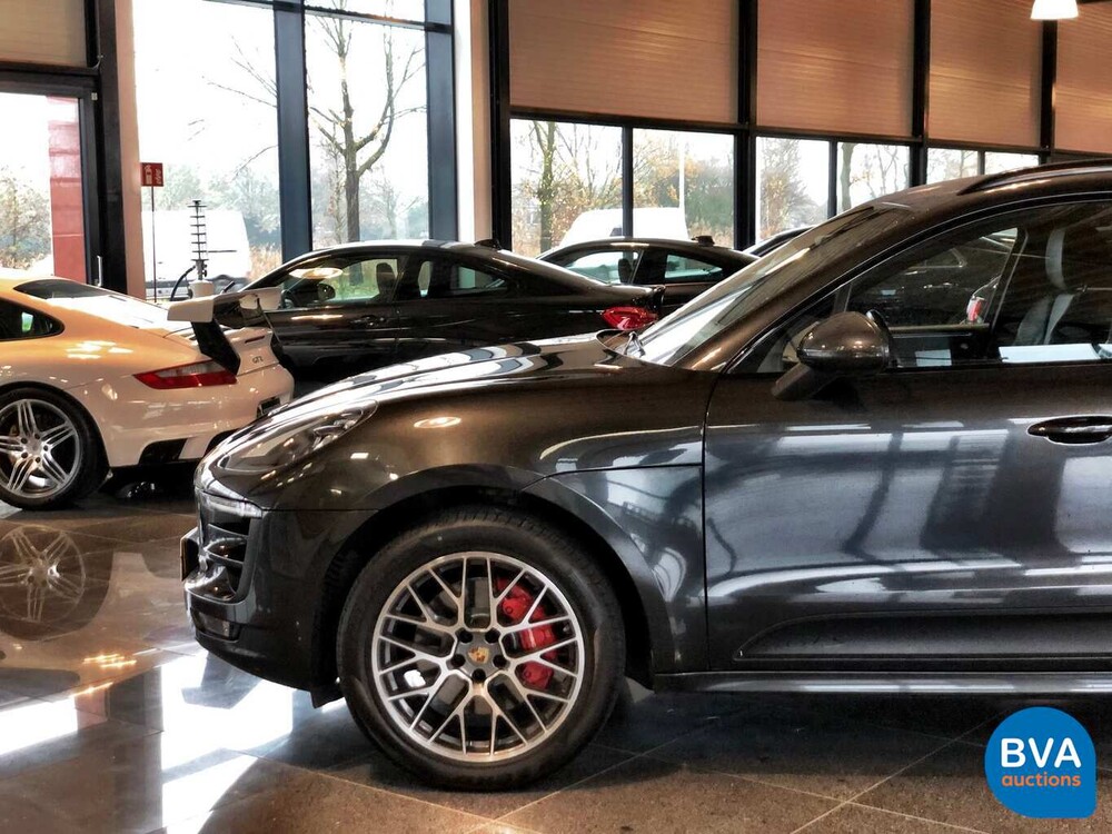 Porsche Macan GTS V6 Bi-Turbo 360 PS 2016 Facelift.