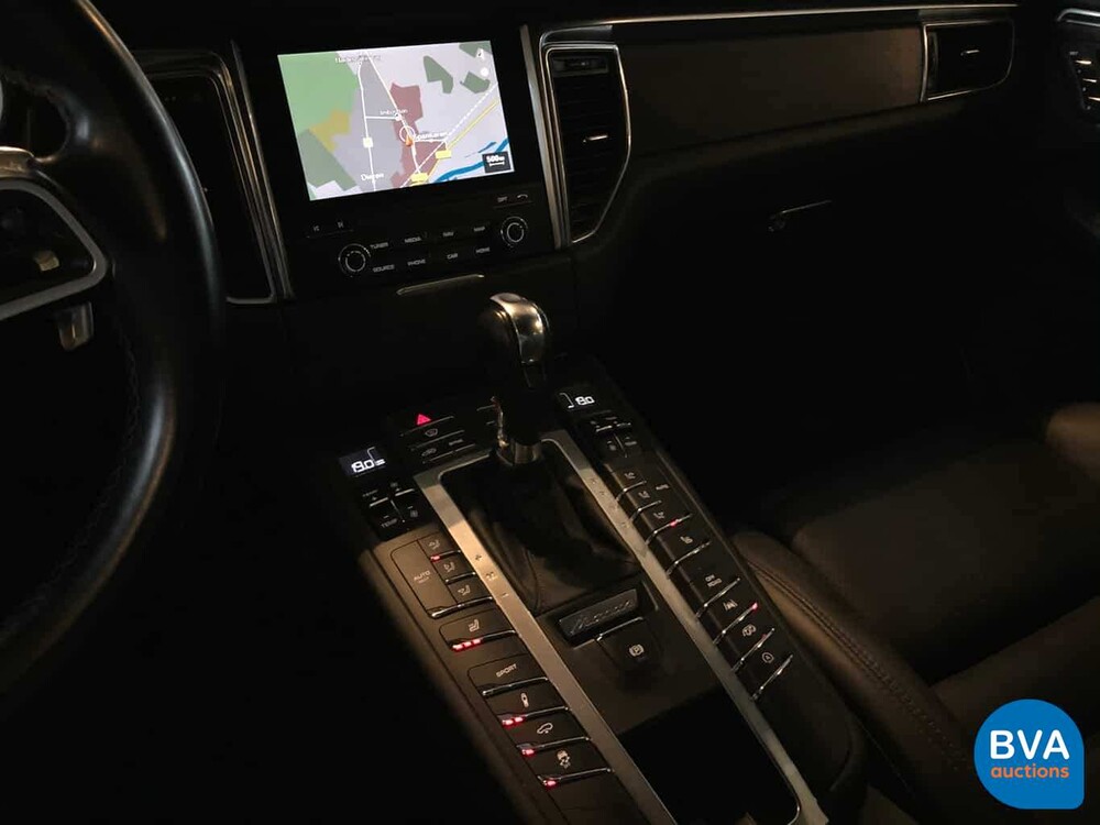 Porsche Macan GTS V6 Bi-Turbo 360 PS 2016 Facelift.