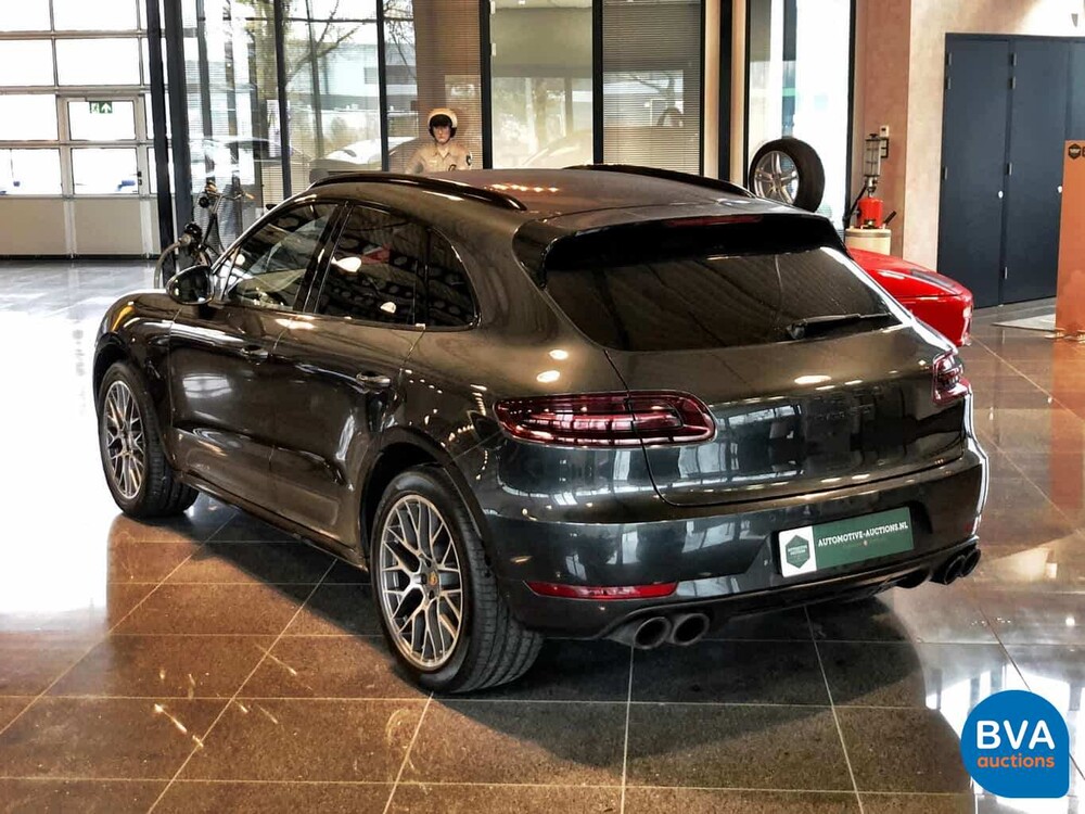 Porsche Macan GTS V6 Bi-Turbo 360 PS 2016 Facelift.