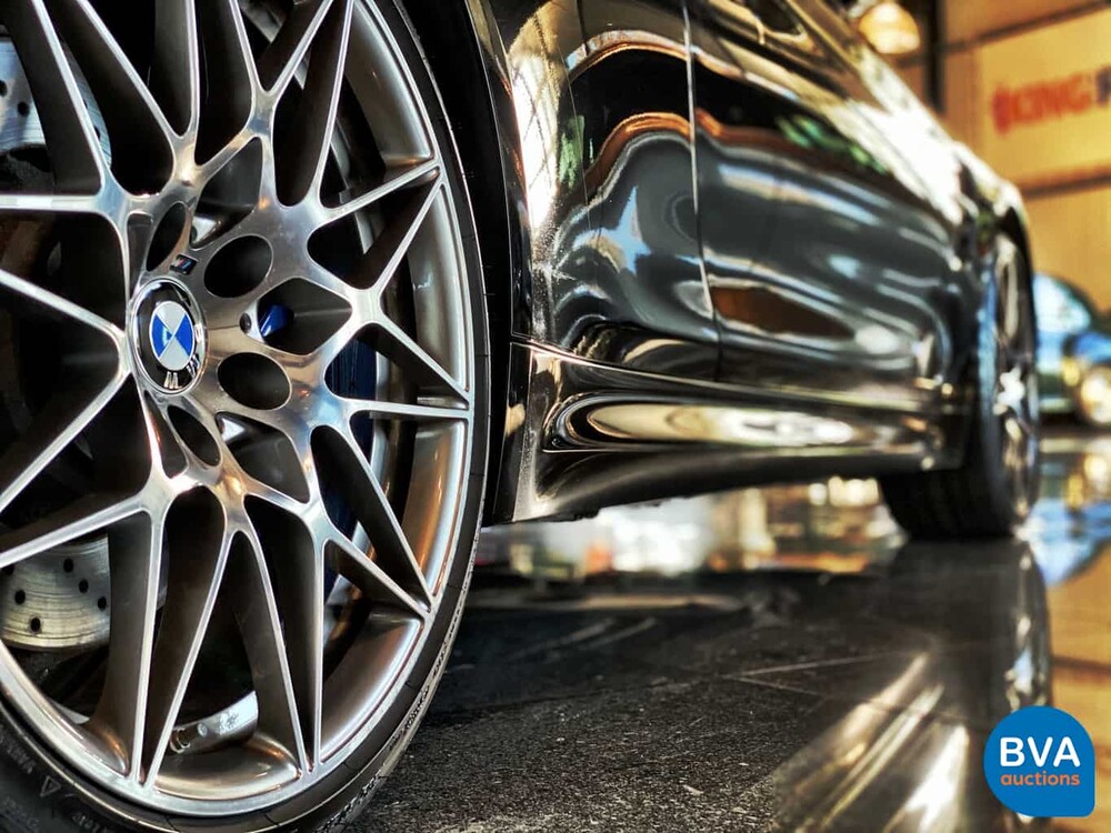 BMW M4 Wettbewerb 450 PS Drivelogic Coupé 4er 2018 M-Performance.