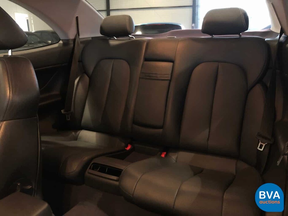 Mercedes-Benz CLK320 Coupé V6 218pk 2000, NF-660-S