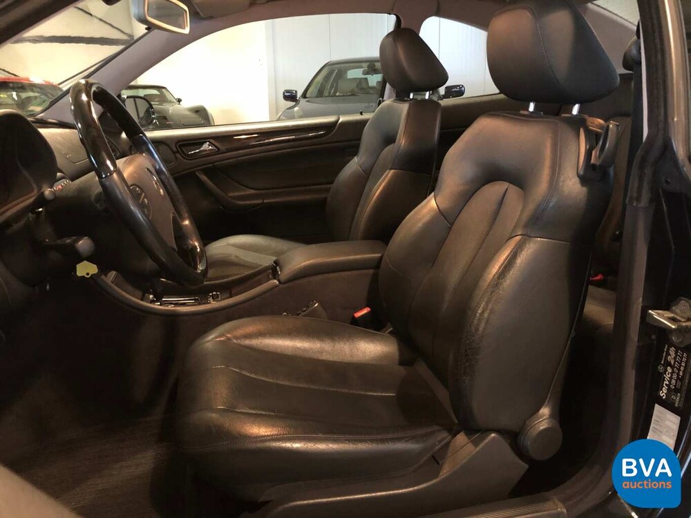 Mercedes-Benz CLK320 Coupé V6 218pk 2000, NF-660-S