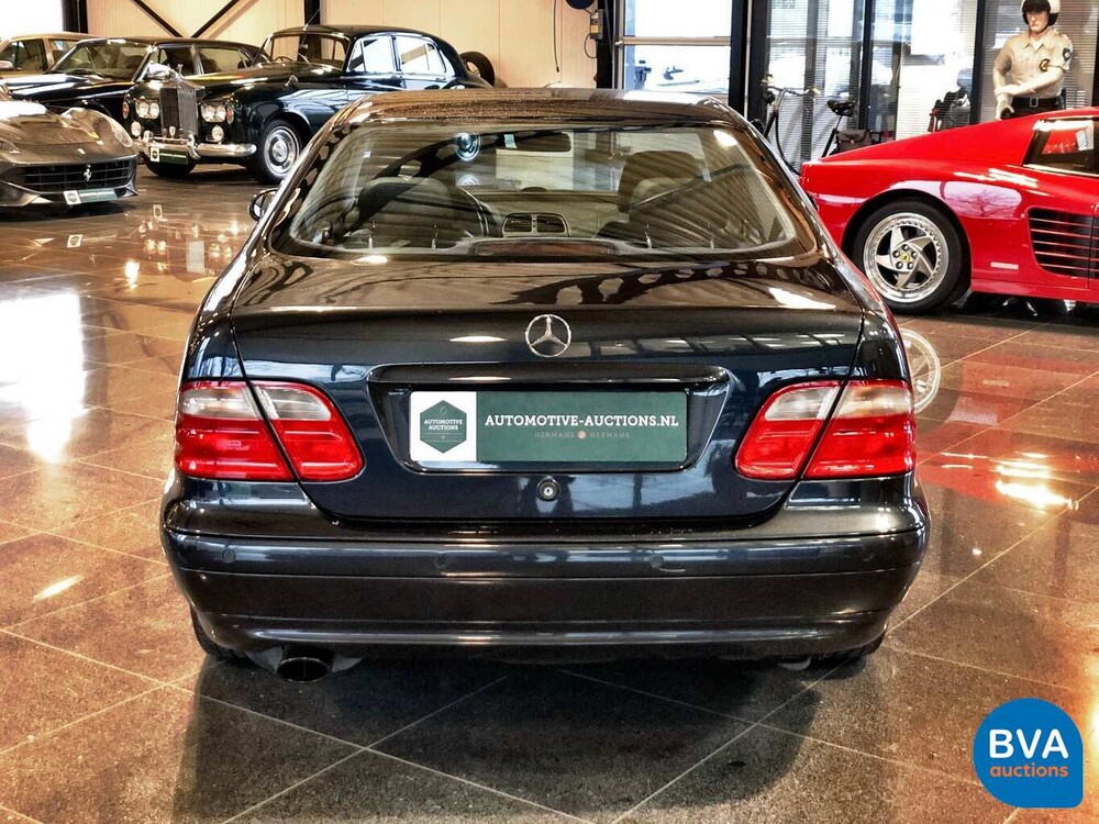 Mercedes-Benz CLK320 Coupé V6 218pk 2000, NF-660-S