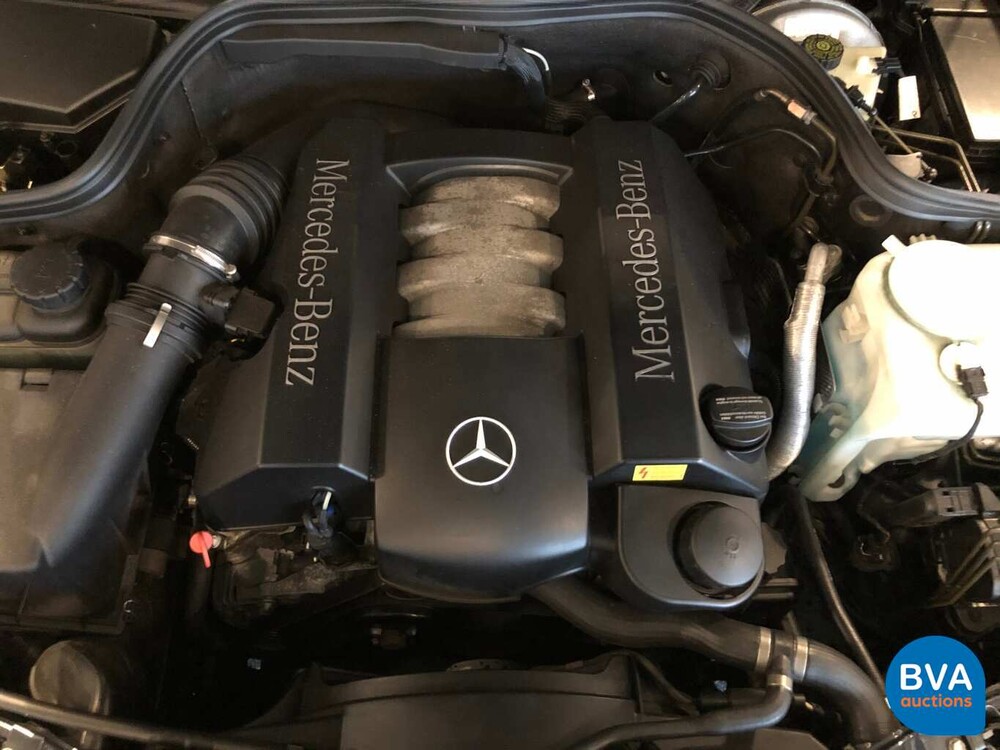 Mercedes-Benz CLK320 Coupé V6 218pk 2000, NF-660-S