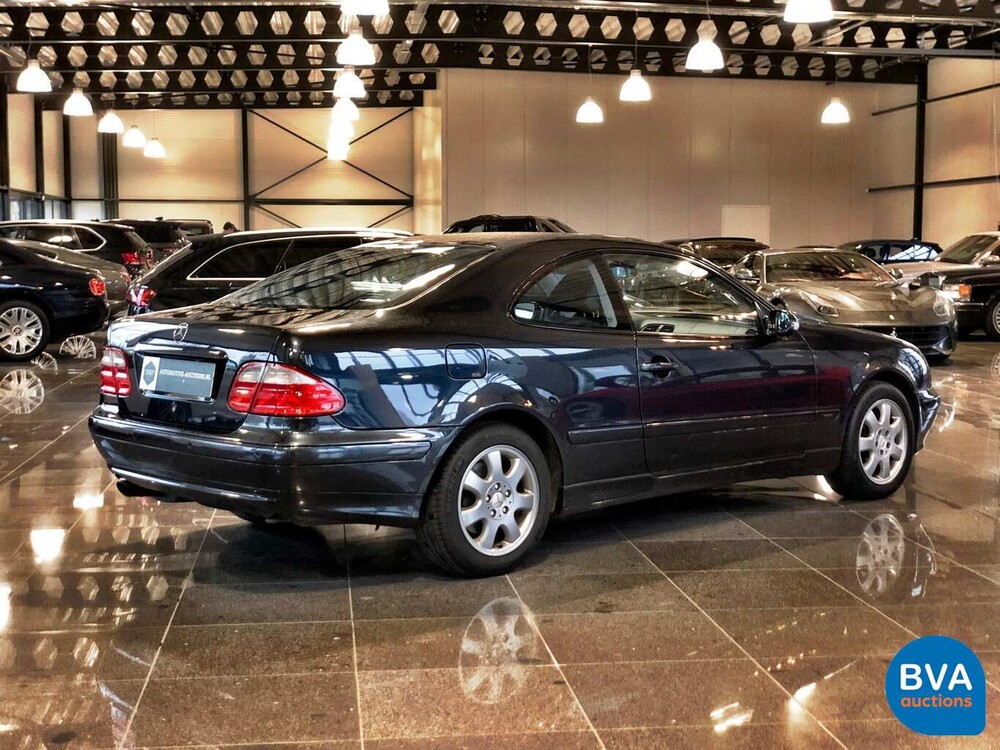 Mercedes-Benz CLK320 Coupé V6 218pk 2000, NF-660-S