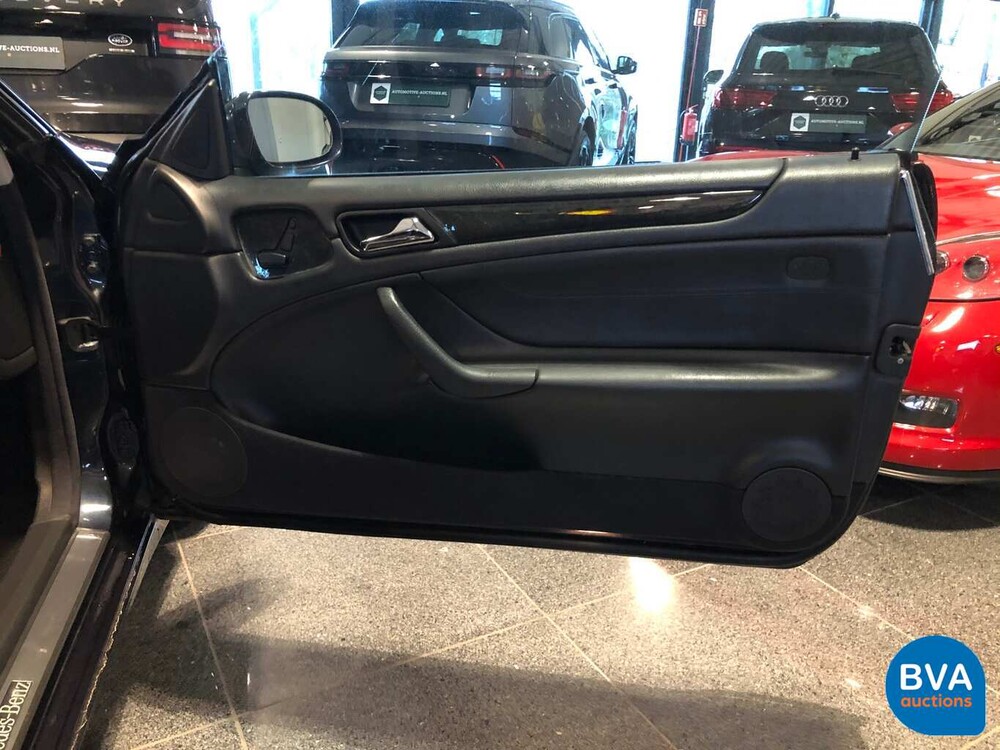 Mercedes-Benz CLK320 Coupé V6 218pk 2000, NF-660-S