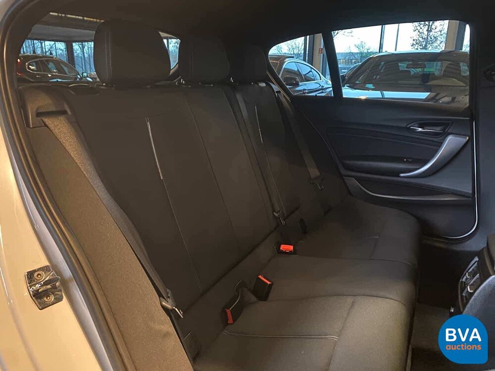 BMW 118i Sport Line Shadowline 1er 170 PS 2012, G-676-KL.