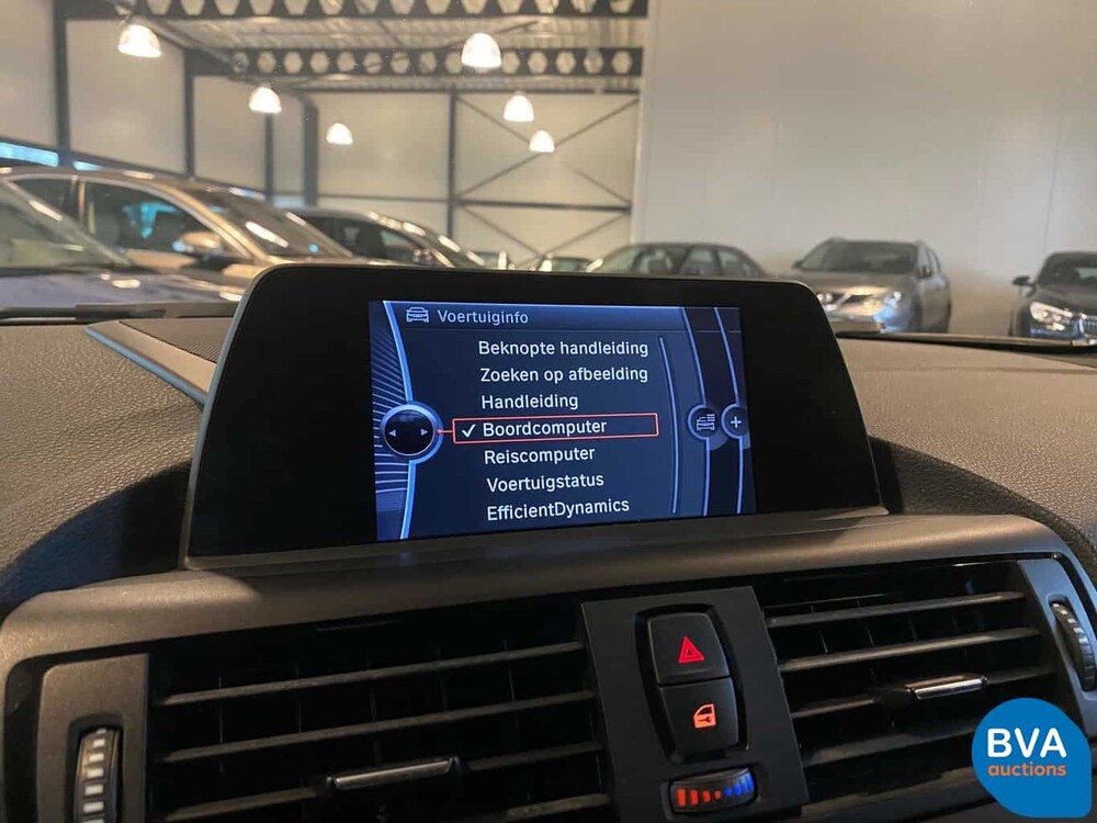 BMW 118i Sport Line Shadowline 1er 170 PS 2012, G-676-KL.