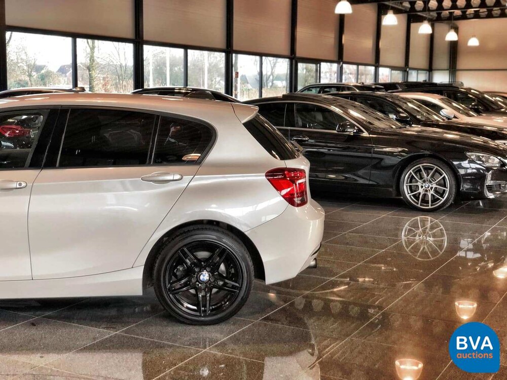 BMW 118i Sport Line Shadowline 1er 170 PS 2012, G-676-KL.