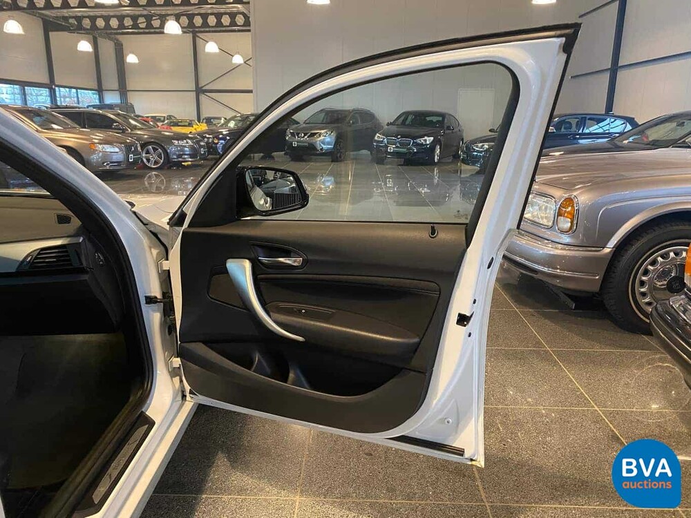 BMW 118i Sport Line Shadowline 1er 170 PS 2012, G-676-KL.