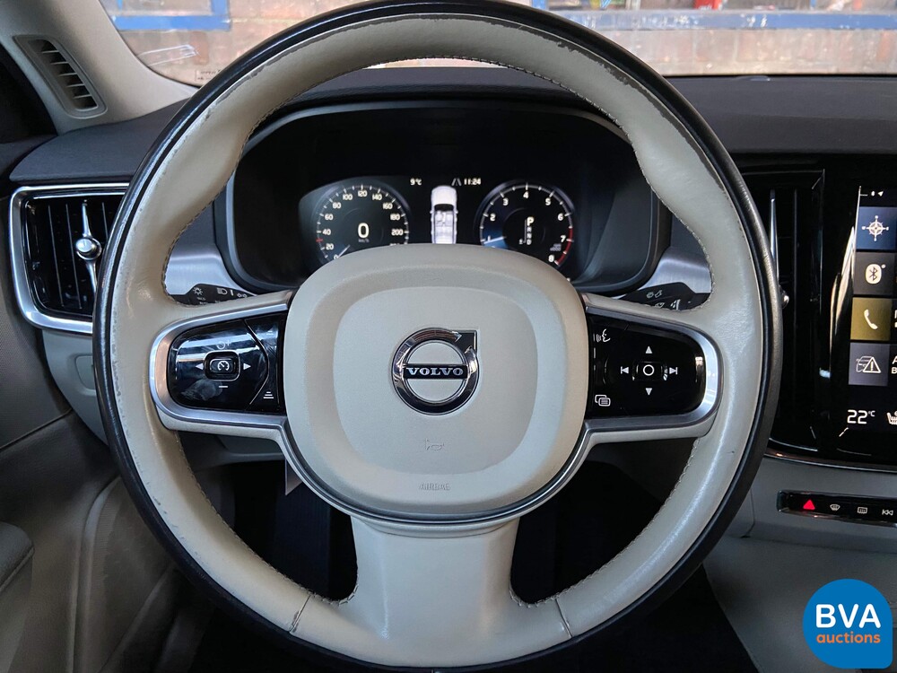 Volvo S90 T5 Momentum 254hp 2017 -Original NL-, NR-709-L.