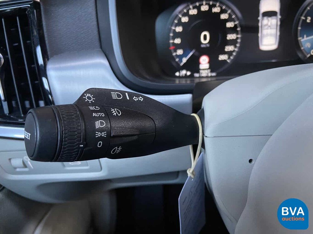 Volvo S90 T5 Momentum 254hp 2017 -Original NL-, NR-709-L.