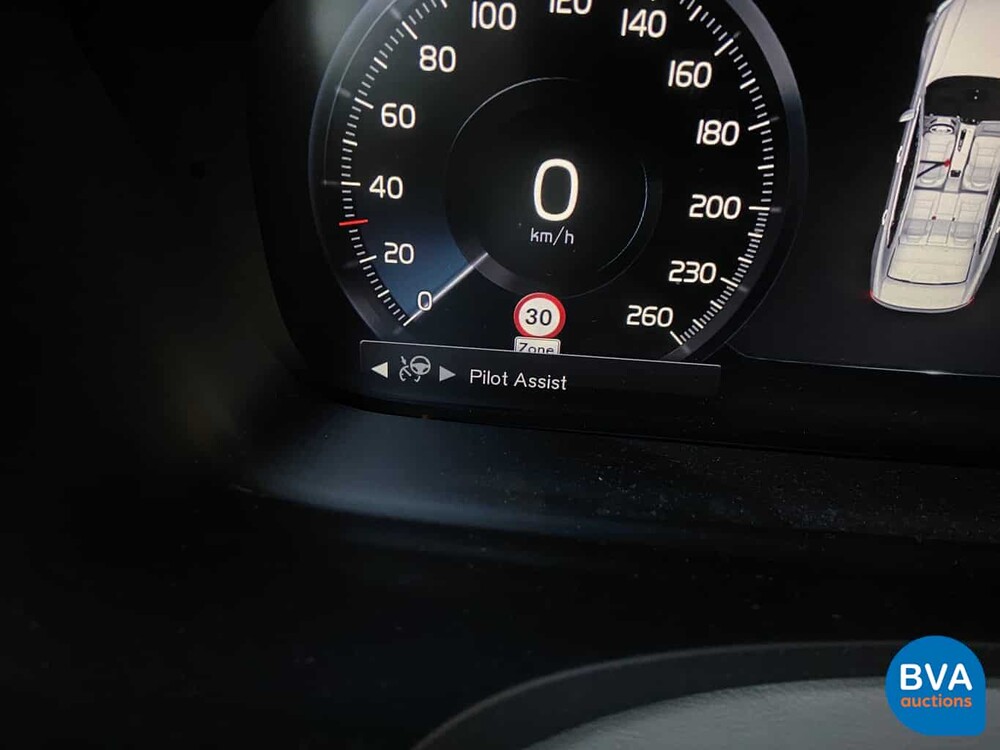 Volvo S90 T5 Momentum 254hp 2017 -Original NL-, NR-709-L.