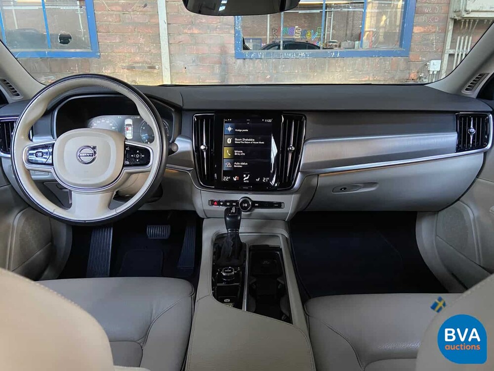 Volvo S90 T5 Momentum 254hp 2017 -Original NL-, NR-709-L.