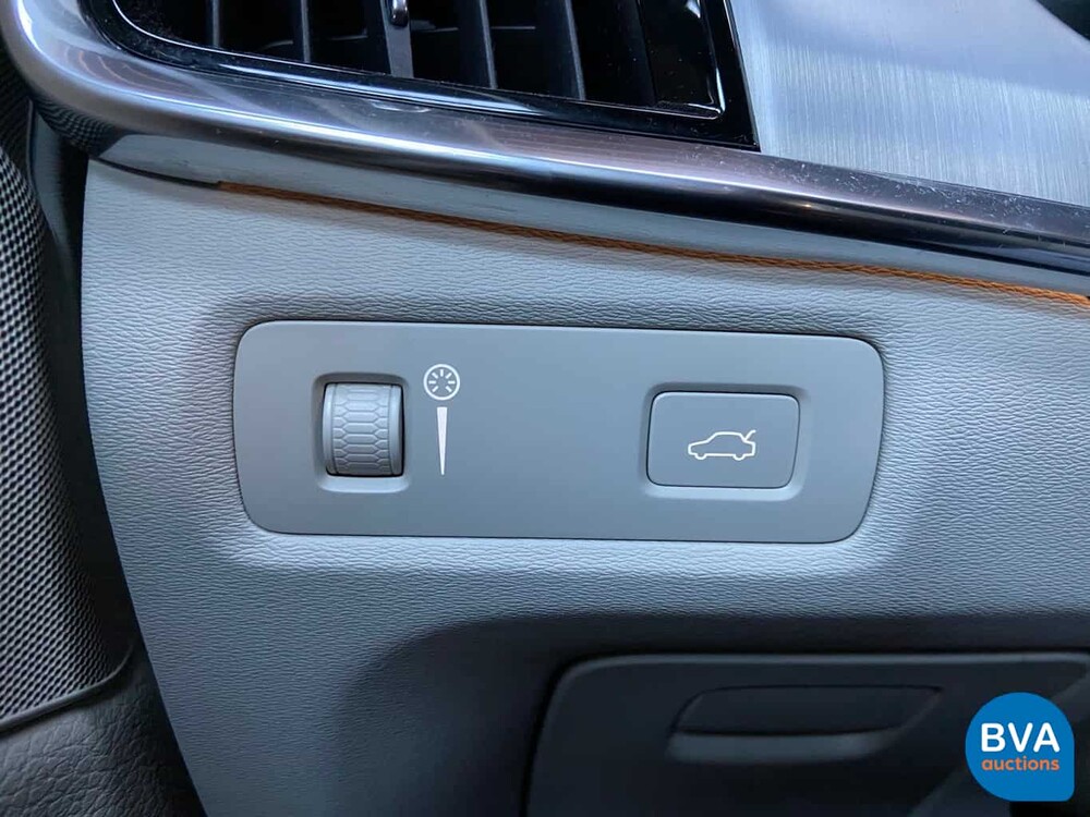 Volvo S90 T5 Momentum 254hp 2017 -Original NL-, NR-709-L.