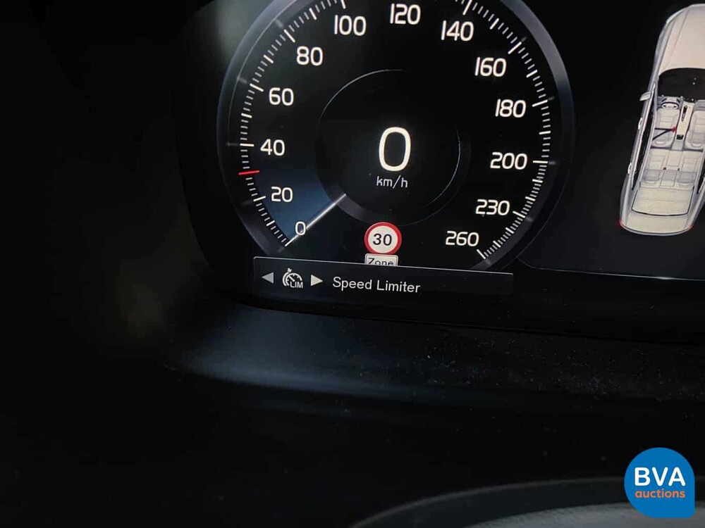 Volvo S90 T5 Momentum 254hp 2017 -Original NL-, NR-709-L.