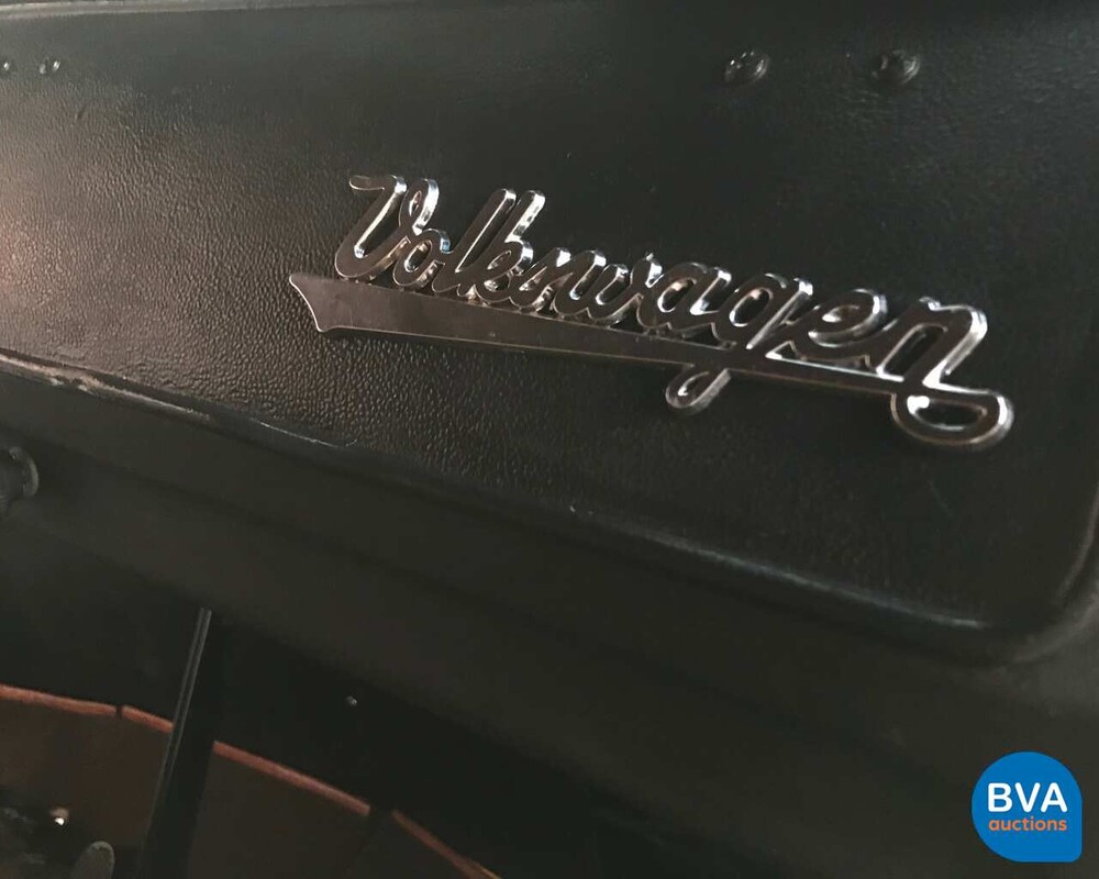 Volkwagen T2 Panel von 1987.