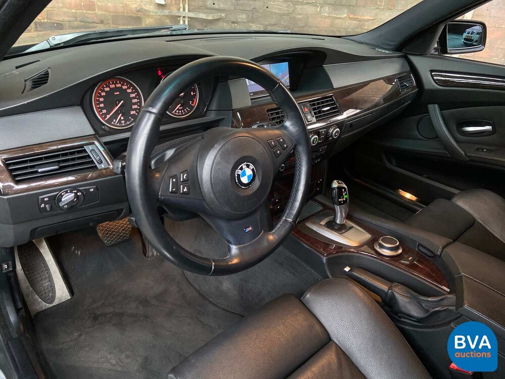 BMW 540i E60 4.0 V8 306 PS 5er 2007.