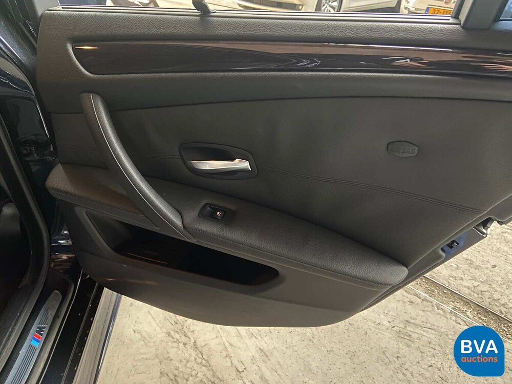 BMW 540i E60 4.0 V8 306 PS 5er 2007.