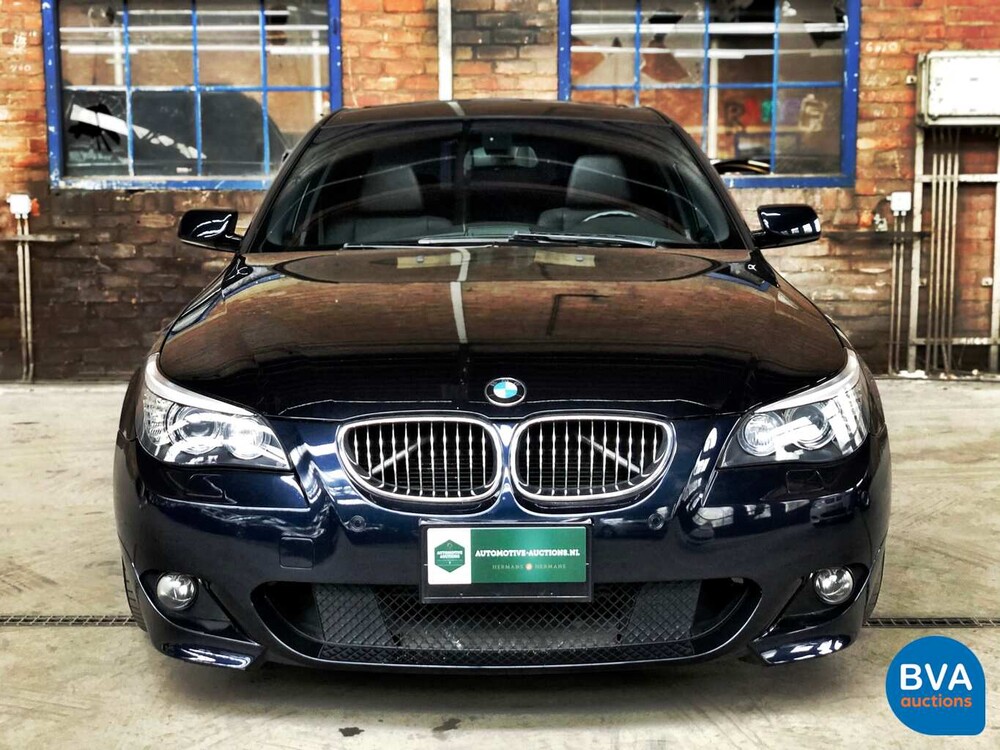 BMW 540i E60 4.0 V8 306 PS 5er 2007.