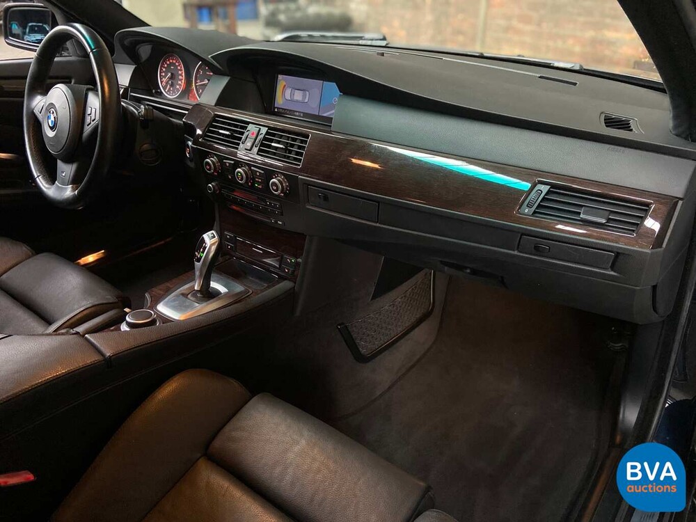 BMW 540i E60 4.0 V8 306 PS 5er 2007.