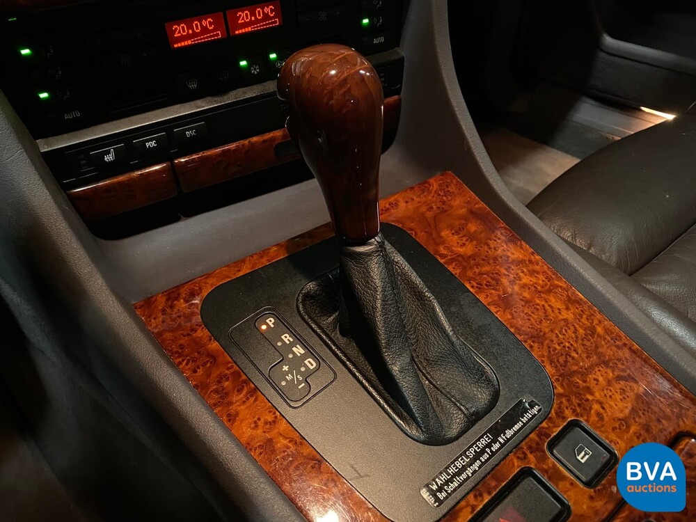 BMW 740i 286pk 7-Serie 1999, 34-PXS-4