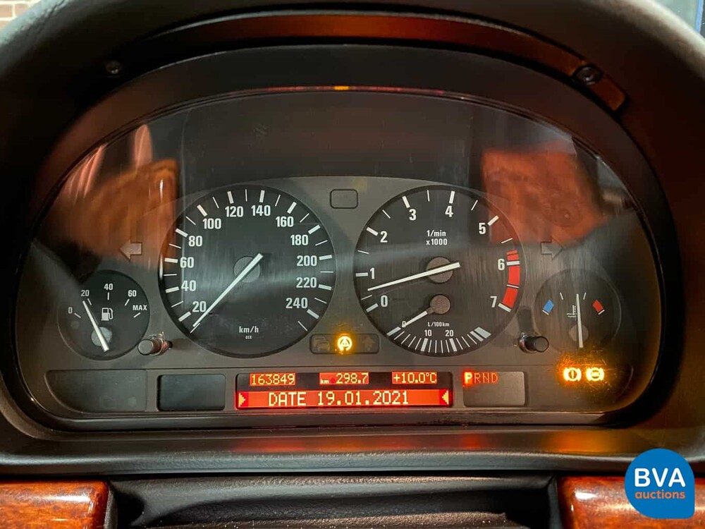 BMW 740i 286pk 7-Serie 1999, 34-PXS-4