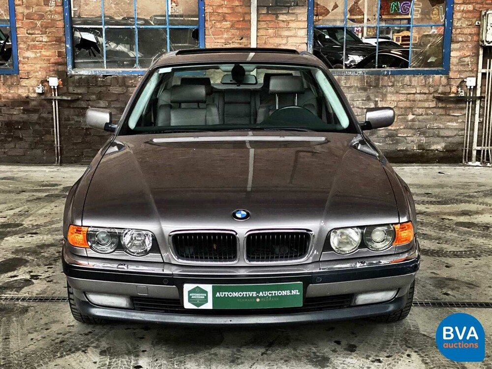 BMW 740i 286pk 7-Serie 1999, 34-PXS-4