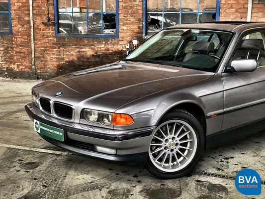 BMW 740i 286pk 7-Serie 1999, 34-PXS-4