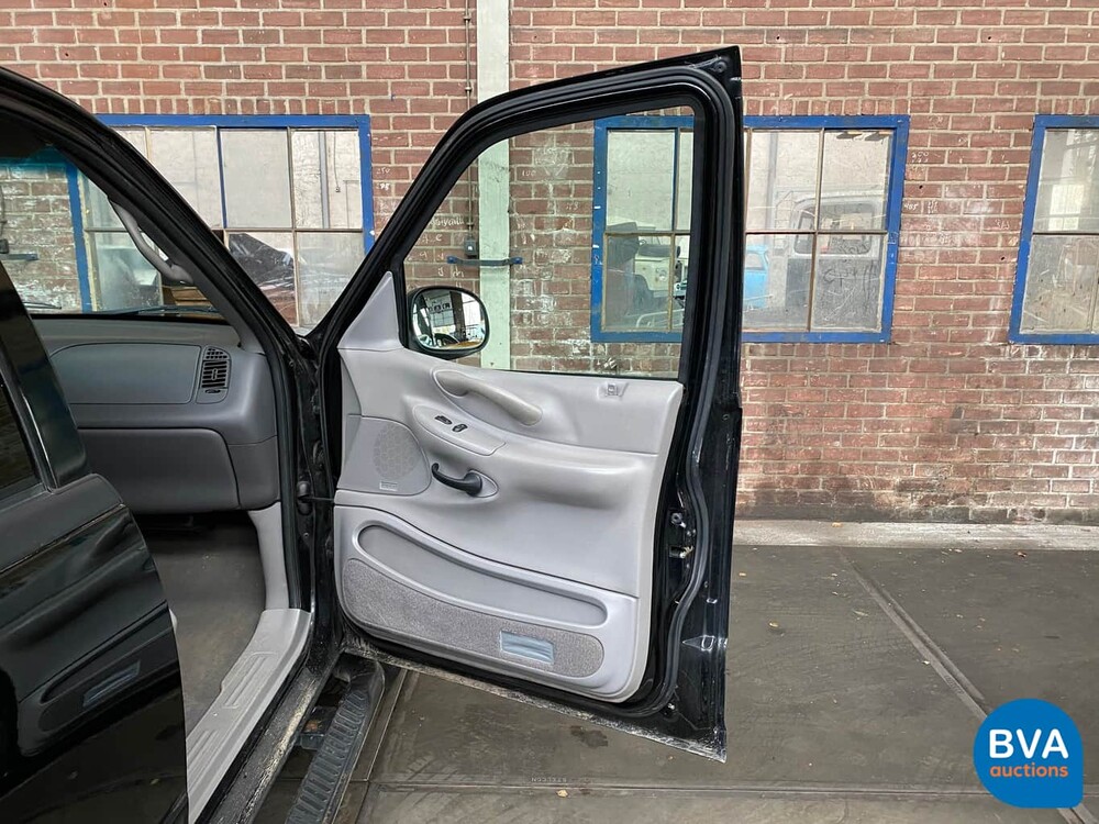 Ford Expedition Triton V8 292pk 2000, V-202-BG