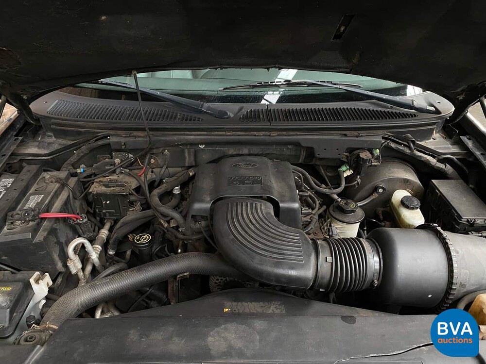 Ford Expedition Triton V8 292pk 2000, V-202-BG