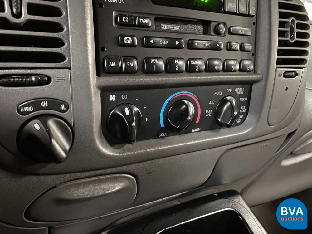 Ford Expedition Triton V8 292pk 2000, V-202-BG