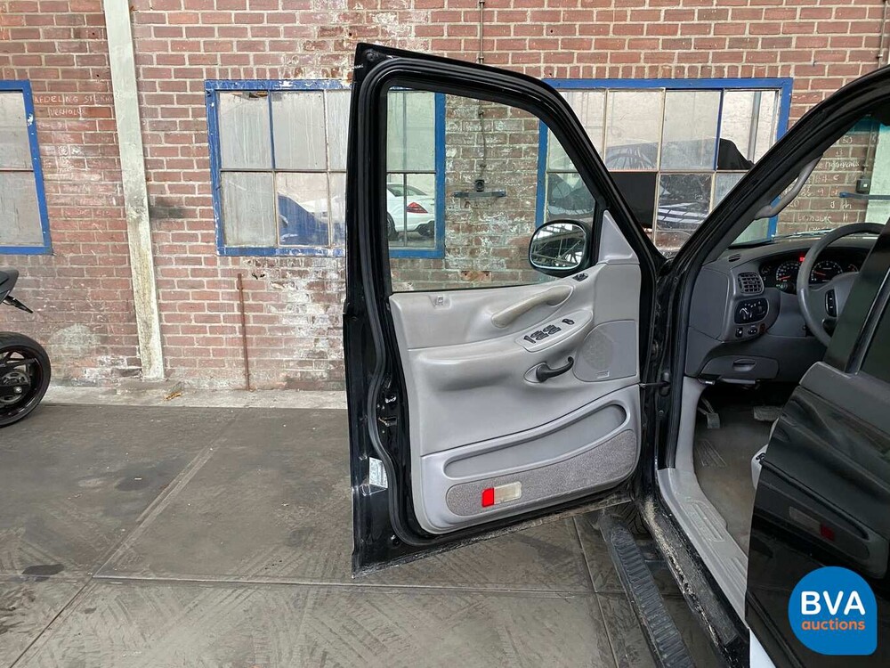 Ford Expedition Triton V8 292pk 2000, V-202-BG