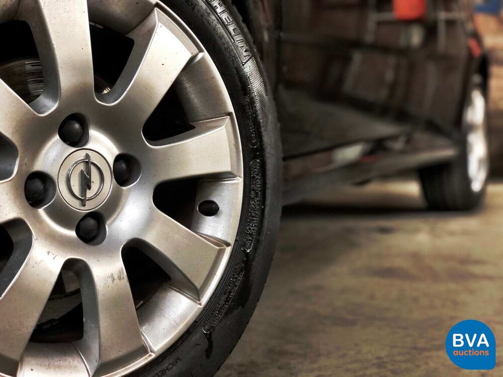 Opel Tigra 1.4 90pk TwinTop Cabriolet 2005,79-SZ-NZ