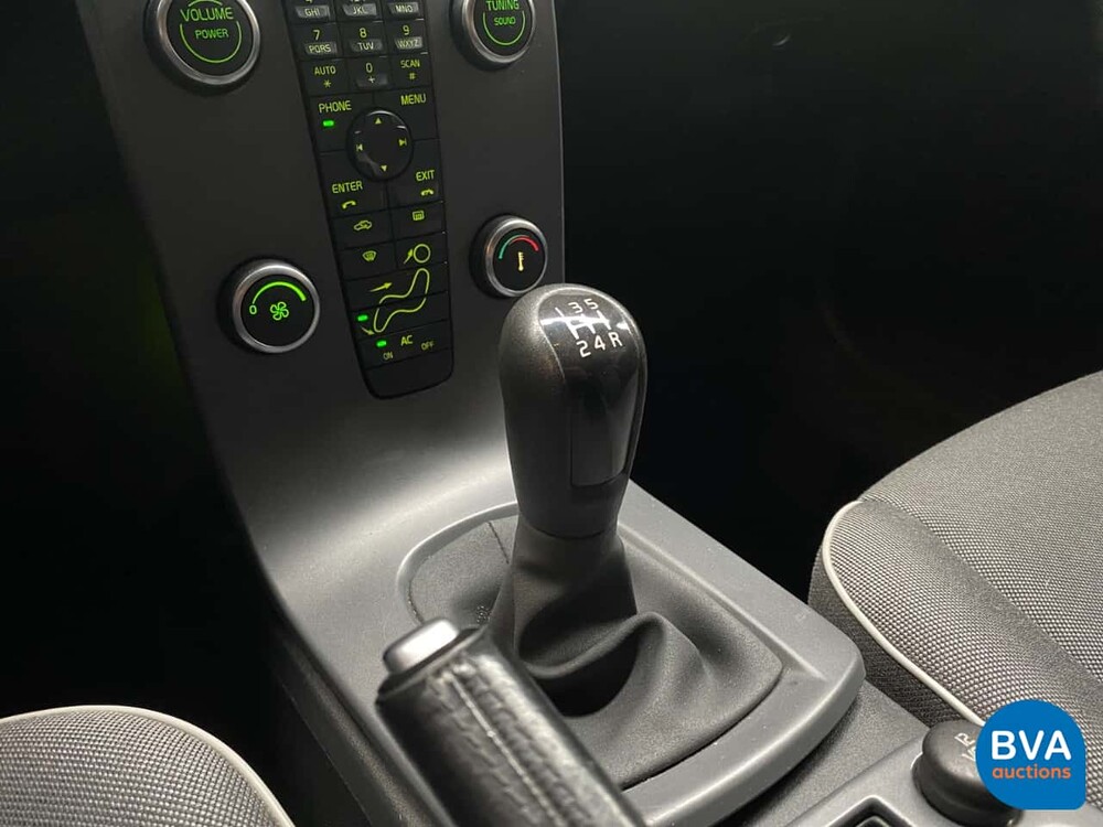 Volvo C30 1.6 Advantage 101pk 2009 -Origneel NL-, 96-JJX-3