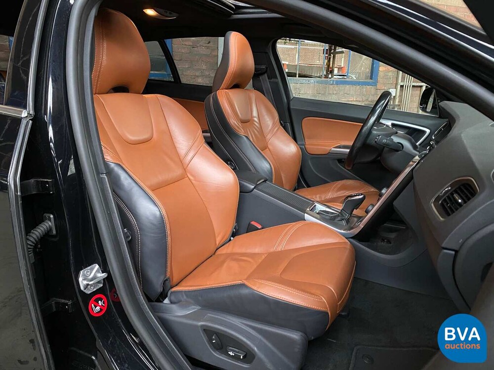 Volvo V60 2.4 D6 AWD Plugin Hybrid Summum 280pk, 9-SZZ-12