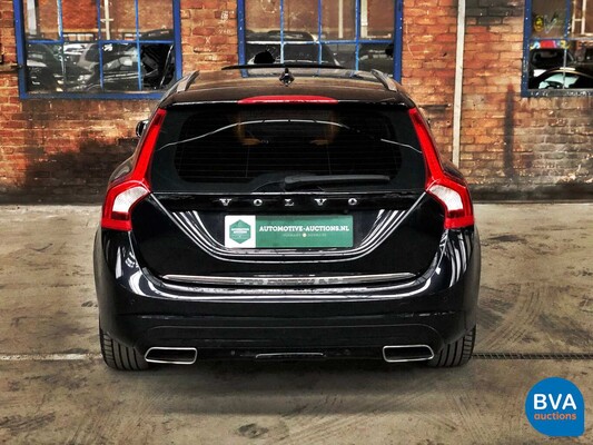 Volvo V60 2.4 D6 AWD Plugin Hybrid Summum 280pk, 9-SZZ-12