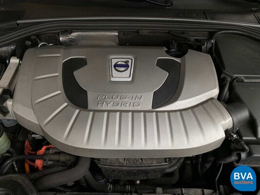 Volvo V60 2.4 D6 AWD Plugin Hybrid Summum 280pk, 9-SZZ-12