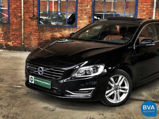 Volvo V60 2.4 D6 AWD Plugin Hybrid Summum 280hp, 9-SZZ-12.