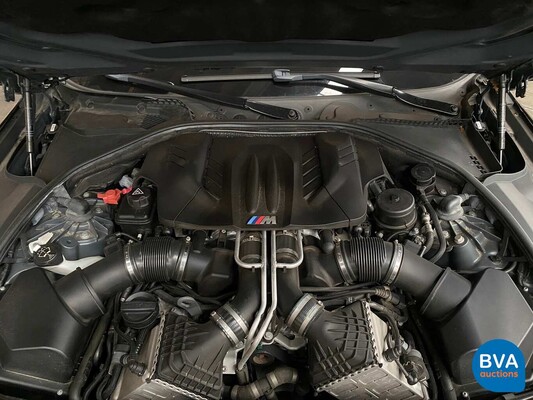 BMW M5 560hp 4.4 V8 M-DCT Sedan 5-Series Shadow -Original NL-, 09-XTP-6.